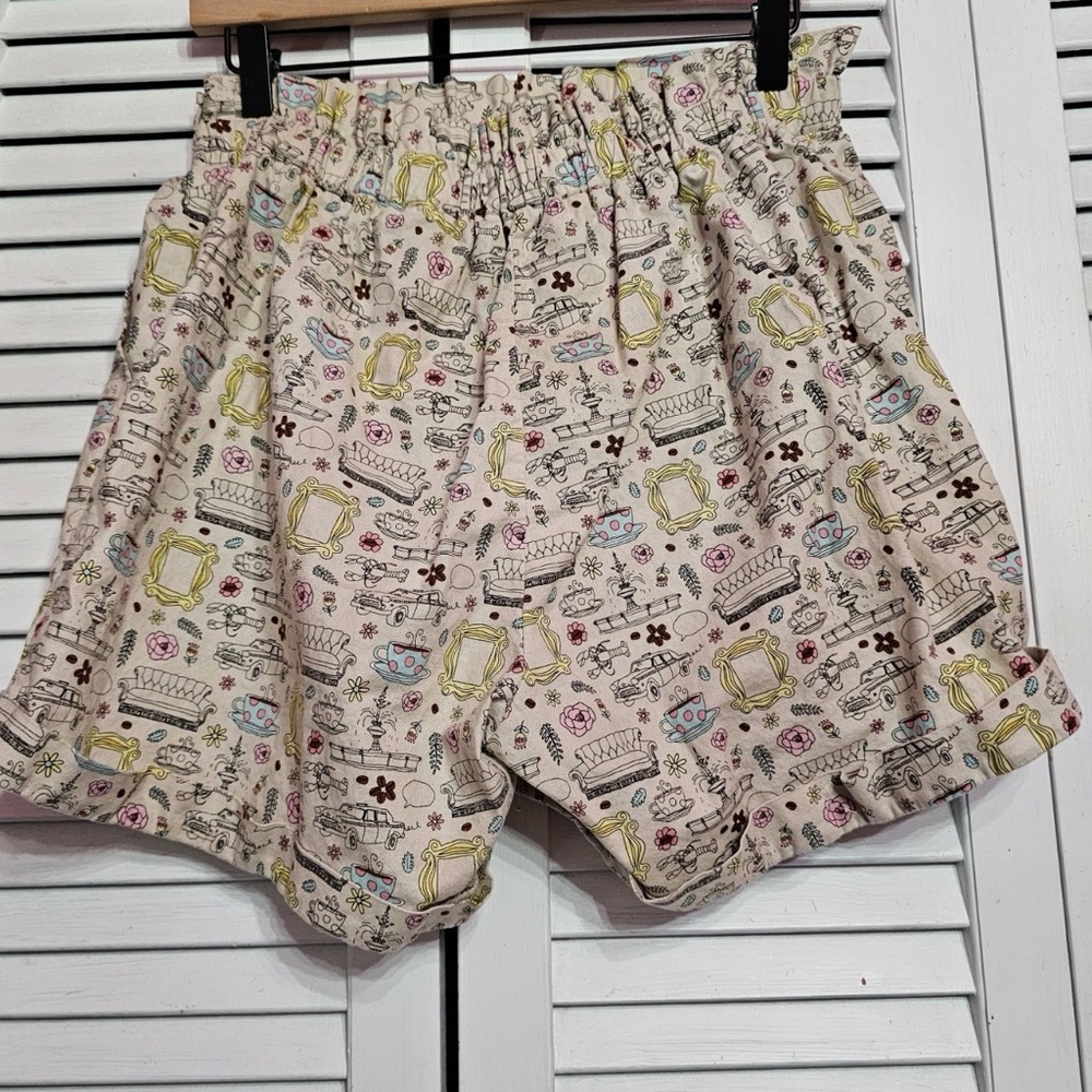 Custom‎ Handmade - "Friends" Shorts - Picture 4 of 8
